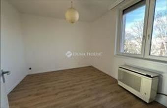 Eladó Kecskeméti tégla lakás hirdetés (62843387)