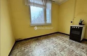 Eladó Kecskeméti tégla lakás hirdetés (24343249)