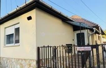 Eladó Pilisszentiváni családi ház hirdetés (94743932)