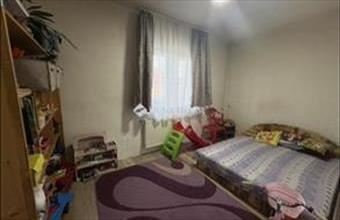 Eladó Úri családi ház hirdetés (67973438)