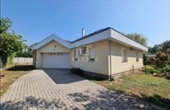 Eladó Székesfehérvári családi ház hirdetés (31742733)