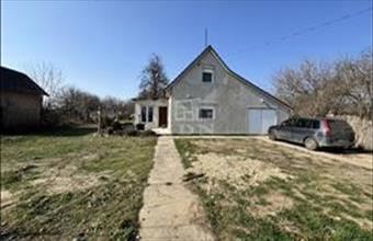 Eladó Bajai családi ház hirdetés (92343727)