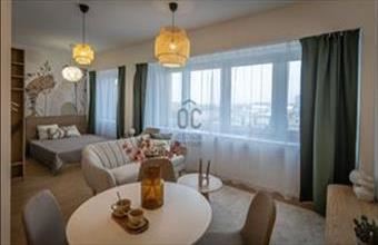 Eladó Szolnoki csúsztatott zsalus lakás hirdetés (89389944)