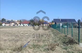 Eladó Komáromi lakóövezeti telek hirdetés (73947661)