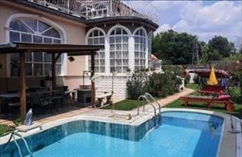 Eladó Nagykőrösi családi ház hirdetés (73555454)