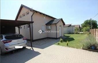 Eladó Kecskeméti családi ház hirdetés (71944433)