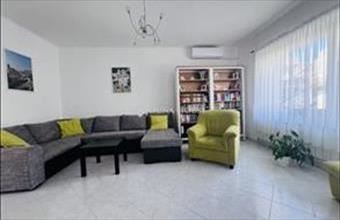 Eladó Pécsi családi ház hirdetés (35443154)