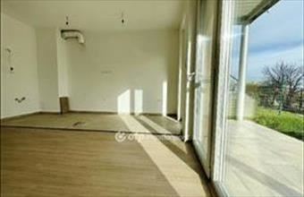 Eladó Pécsi egyéb lakás hirdetés (57493848)