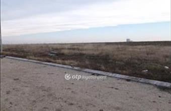 Eladó Gyöngyösi lakóövezeti telek hirdetés (74773955)