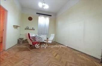 Eladó Gyöngyösi tégla lakás hirdetés (71351378)