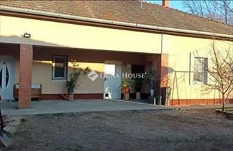 Eladó Kecskeméti családi ház hirdetés (84588339)