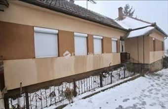 Eladó Vácegresi családi ház hirdetés (22795337)