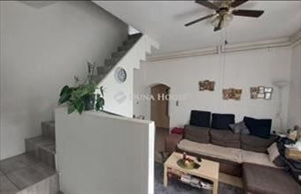 Eladó Vecsési házrész hirdetés (94544472)