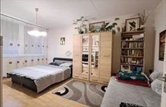 Eladó Debreceni panel lakás hirdetés (37989174)