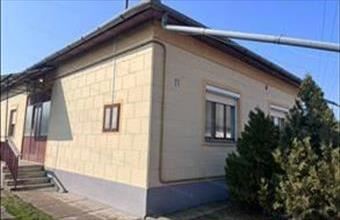 Eladó Tiszaörsi családi ház hirdetés (94852469)