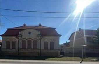 Eladó Orosházai családi ház hirdetés (24692448)