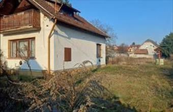 Eladó Pilisvörösvári családi ház hirdetés (93453348)