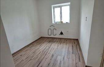 Eladó Újszászi családi ház hirdetés (33314624)