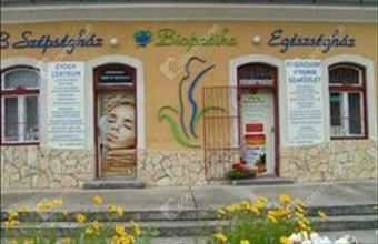 Eladó Sárbogárdi üzlethelyiség utcafronton hirdetés (41671826)