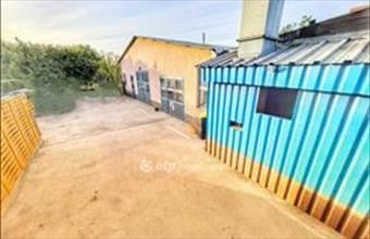 Eladó Nagyvenyimi családi ház hirdetés (29362839)