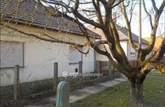 Eladó Kadarkúti családi ház hirdetés (63599164)