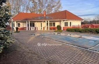 Eladó Szatymazi tanya hirdetés (84947848)