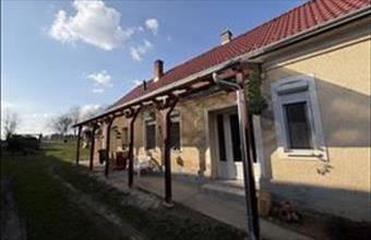 Eladó Kacorlaki családi ház hirdetés (72697977)