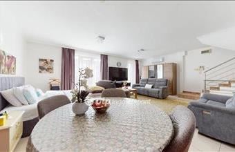 Eladó Nyíregyházai sorház hirdetés (88934346)