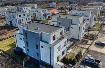 Eladó Soproni egyedi garázs hirdetés (43922534)