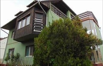 Eladó Egeri családi ház hirdetés (93714193)