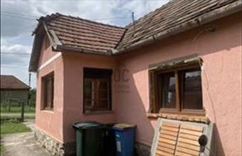 Eladó Upponyi családi ház hirdetés (84274938)