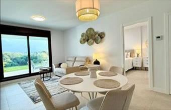 Eladó Spanyolországi tégla lakás hirdetés (74777474)