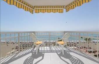 Eladó Spanyolországi tégla lakás hirdetés (87733389)