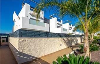 Eladó Spanyolországi tégla lakás hirdetés (74263872)