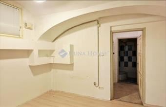 Eladó Budapest XIV. kerületi üzlethelyiség udvarban hirdetés (91489924)