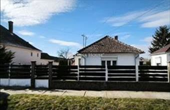 Eladó Koroncói családi ház hirdetés (83433332)