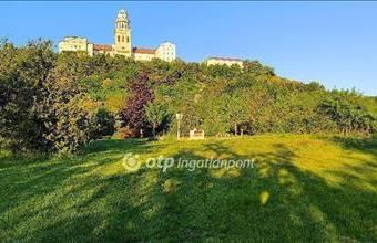 Eladó Pannonhalmai családi ház hirdetés (74348644)