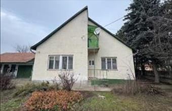 Eladó Tiszafüredi családi ház hirdetés (28396243)