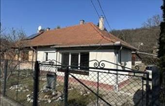 Eladó Miskolci családi ház hirdetés (57337342)