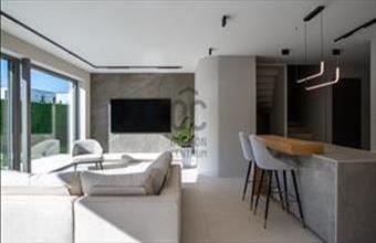 Eladó Budapest III. kerületi ikerház hirdetés (37262863)