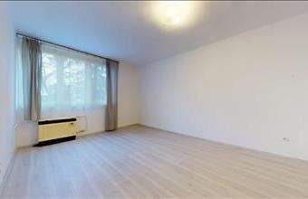 Eladó Miskolci csúsztatott zsalus lakás hirdetés (51772774)