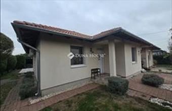 Eladó Halászteleki családi ház hirdetés (49399272)