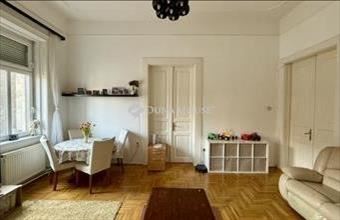 Eladó Budapest VII. kerületi tégla lakás hirdetés (31971219)