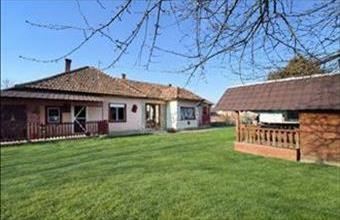 Eladó Romhányi családi ház hirdetés (33454395)