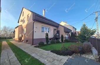 Eladó Kisbéri családi ház hirdetés (58877858)