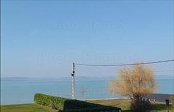 Eladó Balatonlellei tégla lakás hirdetés (57536296)