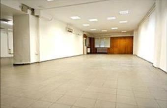 Kiadó Miskolci üzlethelyiség utcafronton hirdetés (54453643)