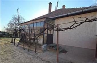 Eladó Tázlári családi ház hirdetés (78443363)