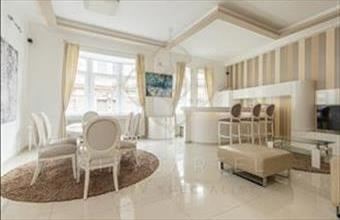 Kiadó Budapest V. kerületi tégla lakás hirdetés (73734247)