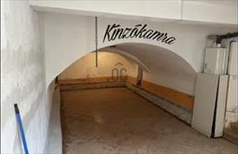 Eladó Budapest I. kerületi tégla lakás hirdetés (36376389)